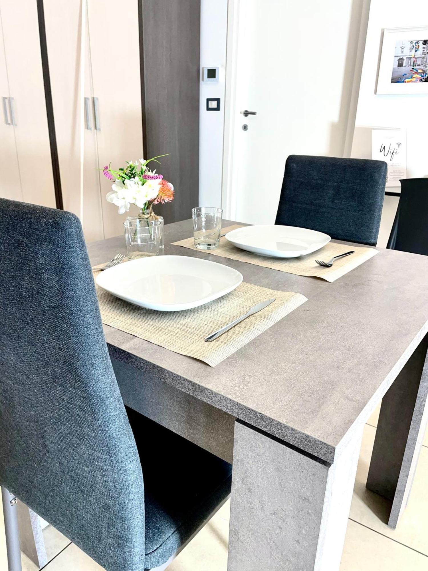 Toret Vanchiglia Studio Apartment ตูริน ภายนอก รูปภาพ
